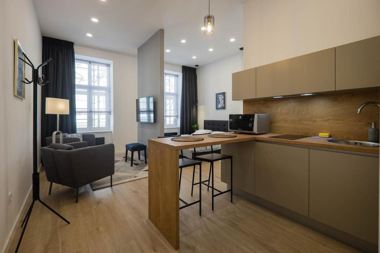 Downtown Excelsior Appartement Zagreb Buitenkant foto