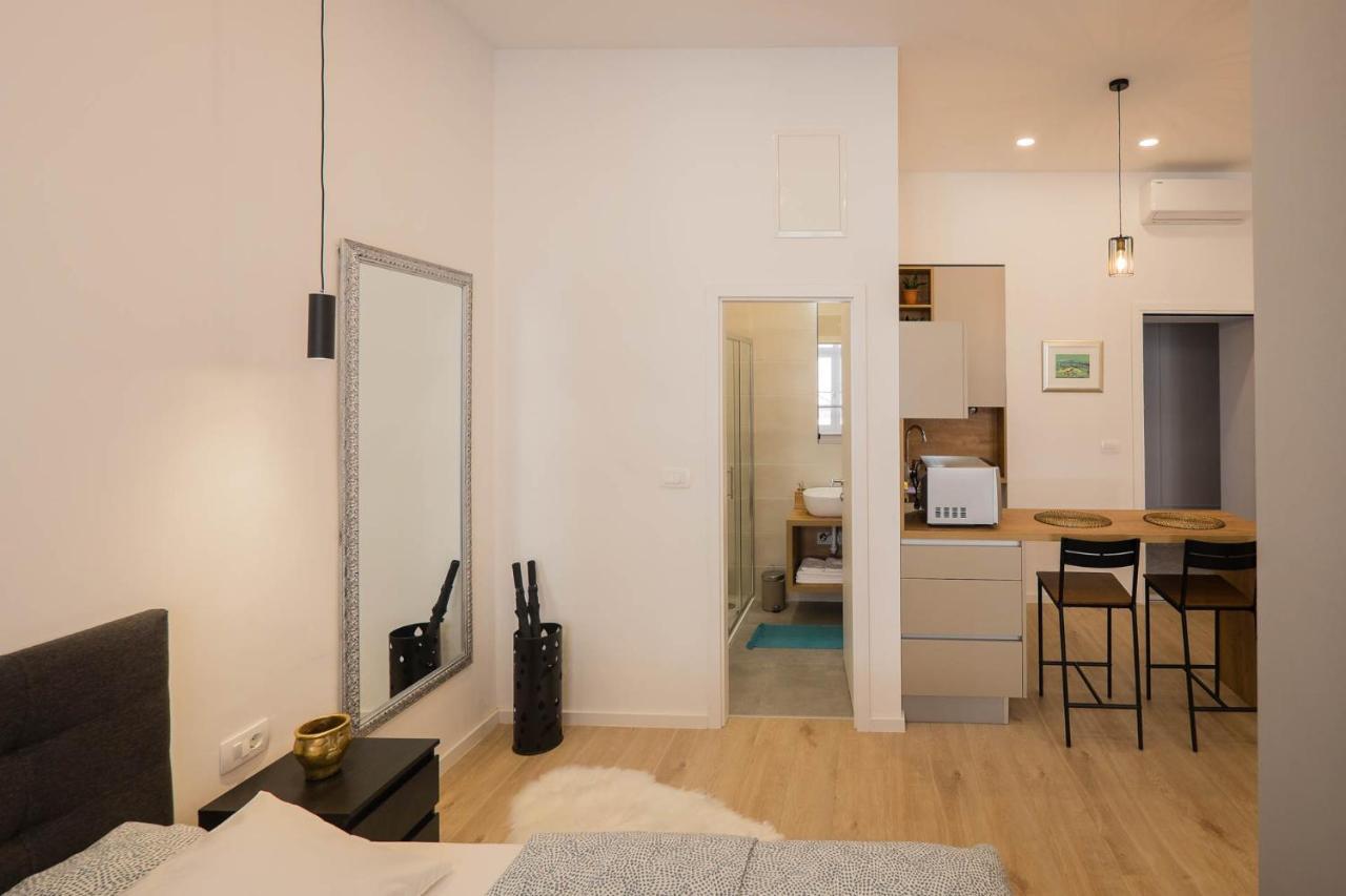 Downtown Excelsior Appartement Zagreb Buitenkant foto