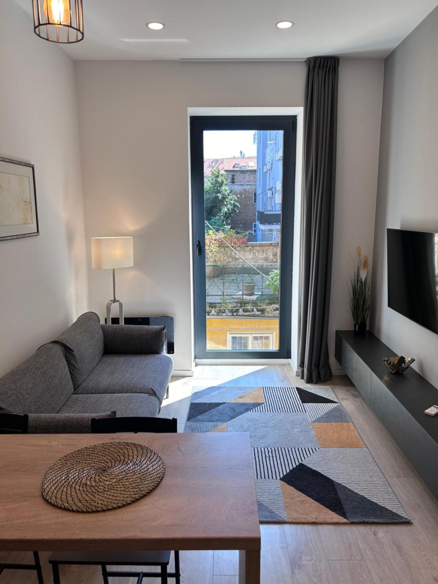 Downtown Excelsior Appartement Zagreb Buitenkant foto